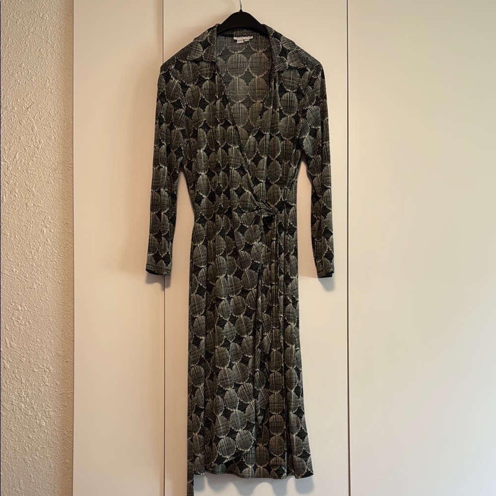 London Times Black Long Sleeve V-Neck Wrap Dress